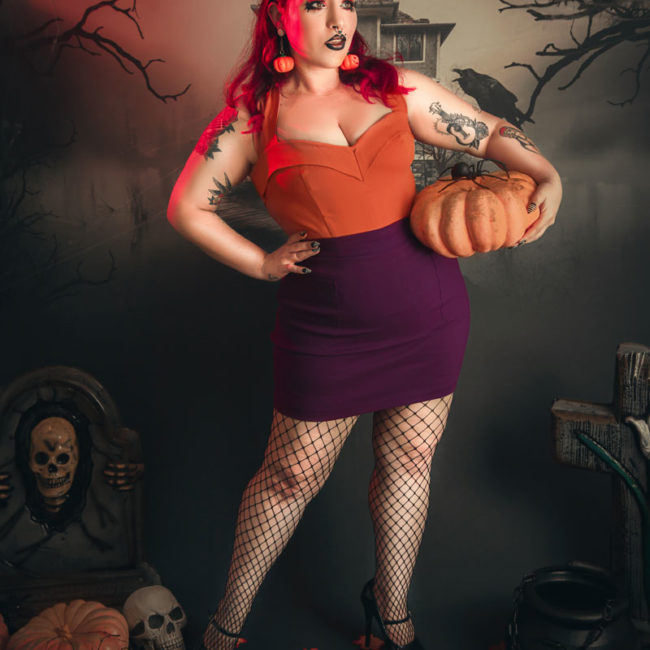 ensaio-editorial-retro-pinup-halloween-dark-all-right-mama