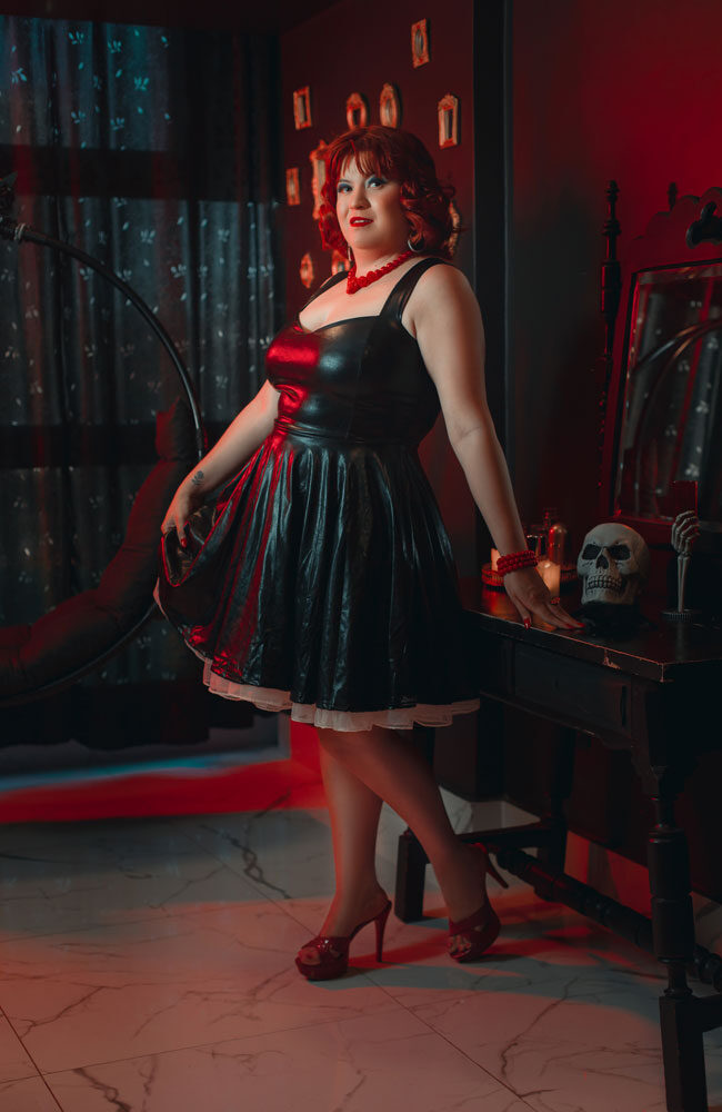 ensaio-retro-pinup-sensual-halloween-bruxas-dark (17)